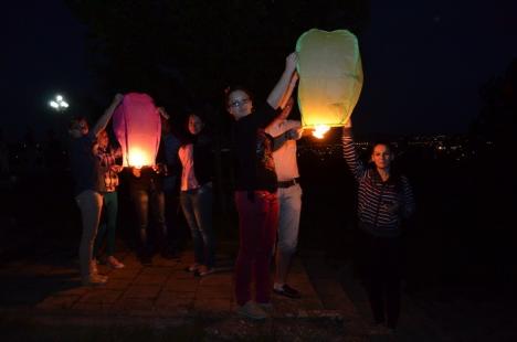 ASUOfest s-a terminat cu lampioane colorate "aruncate" peste oraş (FOTO)