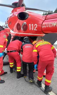 Victima accidentului cu ATV-ul din Arieșeni este o tânără din Bihor. A fost adusă cu elicopterul, în stare gravă, la Oradea și va fi operată de urgență (FOTO/VIDEO)