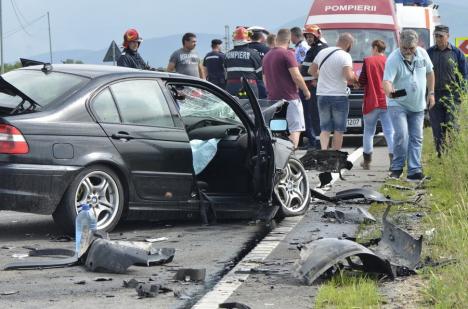 Cum s-a petrecut accidentul cu două BMW-uri de pe DN76: Un tânăr nu a adaptat viteza într-o succesiune de curbe