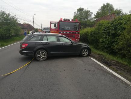 Primele concluzii ale Poliţiei: Accidentul de lângă Borod a fost provocat de şoferul care a decedat în urma impactului (FOTO)