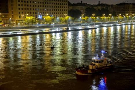 Accident groaznic pe Dunăre, la Budapesta: Un vas plin cu turişti s-a scufundat, şapte persoane au murit, 19 sunt dispărute (FOTO)