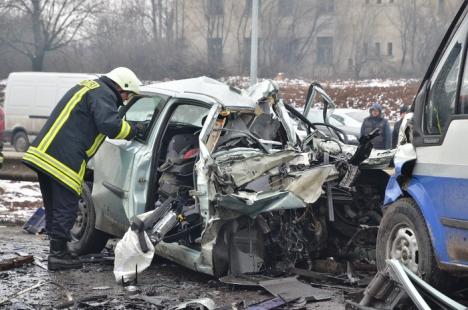 Accident cu trei maşini, pe Centură: Două persoane au murit! (FOTO/VIDEO)