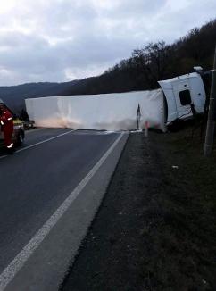Trafic blocat pe DN 1, Huedin-Oradea: Două persoane au murit, încă două sunt grav rănite într-un accident (FOTO)