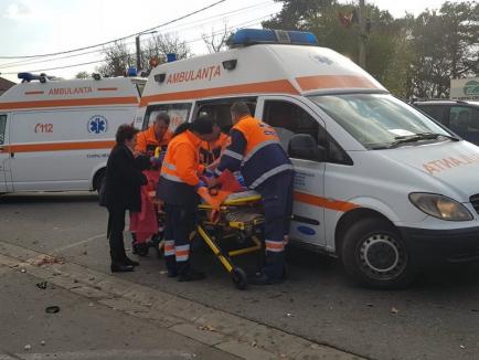 Accident pe Clujului: O fetiţă de 6 ani a fost rănită şi dusă la spital (FOTO)