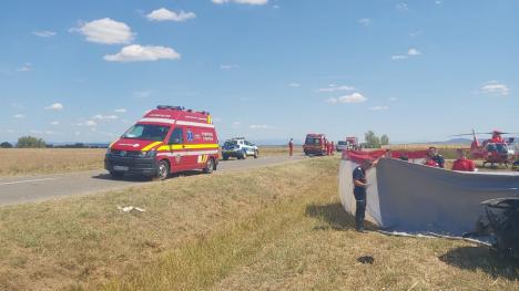 Accident teribil în Bihor: Doi adulți și o fetiță au murit. O altă fetiță a fost dusă la spital cu elicopterul SMURD (FOTO)