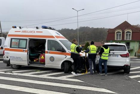 Șoferul de ambulanță din Bihor care a condus băut și-a dat demisia la zi. Cum s-a produs accidentul cu BMW-ul în Băile Felix 