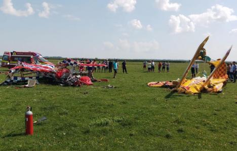 Accident aviatic grav: Un pilot a murit, iar un altul este în stare gravă, după ce două avioane s-au ciocnit în aer (FOTO/VIDEO)