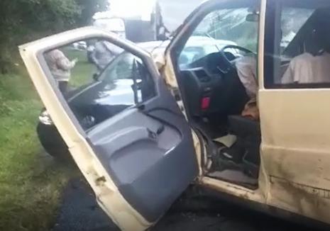 Accident grav, cu trei autoturisme, pe DN 1, în Cluj. O mașină are numere de Bihor! (VIDEO)