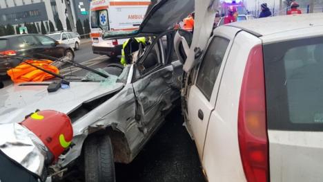Şoferul bihorean din BMW a provocat accidentul din Floreşti. Tânărul de 20 de ani nu are permis de conducere (FOTO / VIDEO)