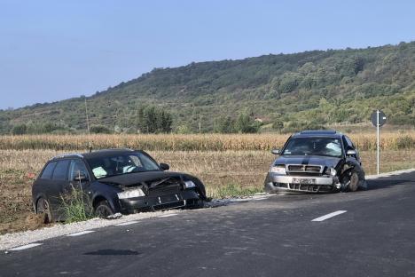 Bebeluș rănit: Un tânăr șofer a fost reținut de polițiști pentru că a condus băut și a părăsit locul accidentului pe care l-a provocat (FOTO)