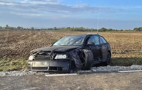 Bebeluș rănit: Un tânăr șofer a fost reținut de polițiști pentru că a condus băut și a părăsit locul accidentului pe care l-a provocat (FOTO)