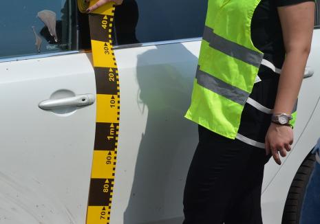 Accident grav în Bihor: Şoferul unui Audi A7 a izbit un Logan parcat şi a ucis un pieton