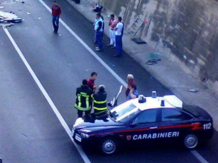 Şase români morţi şi trei răniţi, într-un accident din Italia