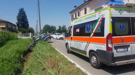 Un nou accident cu români în Italia: Patru tineri au fost răniţi, o fată în stare gravă (VIDEO)