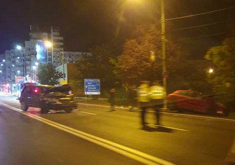 Accident cu doi şoferi începători în Oradea: Două tinere au ajuns la spital