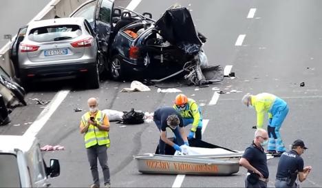 Tânăr șofer român, arestat în Italia, după ce a provocat un accident în care i-au murit părinții și doi copii (VIDEO)