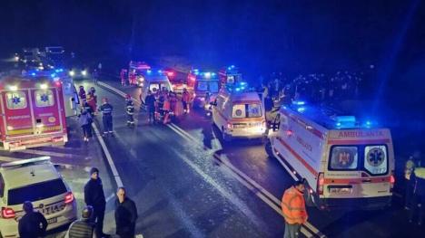 Accident cu două autocare pe DN 1: 90 de persoane implicate, zeci de adolescenți au ajuns la spital (FOTO)