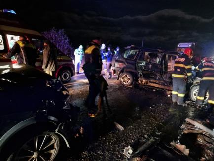 Accident grav, duminică seara, lângă Sudrigiu. Două persoane au fost transportate la spital (FOTO)