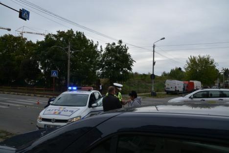Accident pe Calea Aradului: O femeie a fost izbită pe trecerea de pietoni din faţa Poliţiei Municipiului (FOTO)