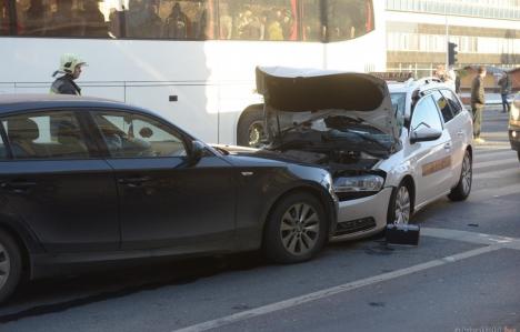 Un autocar cu români a fost implicat într-un accident în Gyor, Ungaria