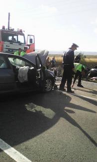 Accident grav la Urvind: trei maşini implicate, două persoane au fost rănite (FOTO)