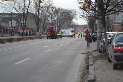 Accident în Calea Aradului: Şoferiţa unui Passat care nu a oprit la Stop a spulberat o Solenza (FOTO)