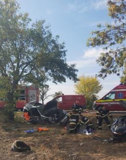 Accident grav la ieșirea din Salonta. Doi bărbați au murit! (FOTO)