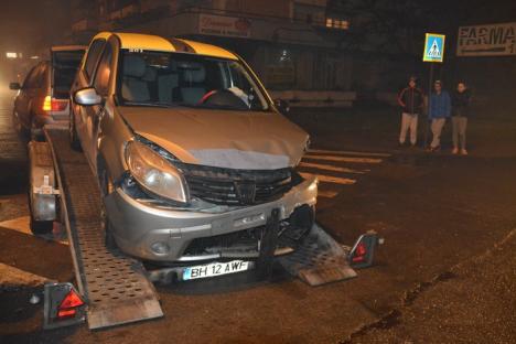 Accident cu 3 maşini la Sânmartin: Un taxi Dacia Sandero nu a oprit la Stop şi a fost lovit de un BMW, care a acroşat un Saab (FOTO)