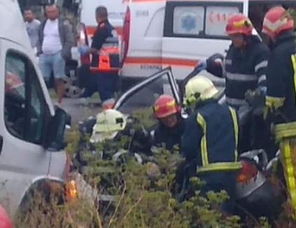 Accident cu 5 victime la Tileagd: Două persoane au murit, una este în stare foarte gravă (FOTO / VIDEO)