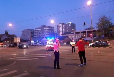 Accident pe strada Nufărului: Un adolescent a fost lovit de o maşină şi a ajuns la spital (FOTO) 