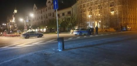 Trei hoţi au încercat să intre în Biserica cu Lună din Oradea, căţărându-se pe schelă. Vezi cum au fost prinși! (FOTO)