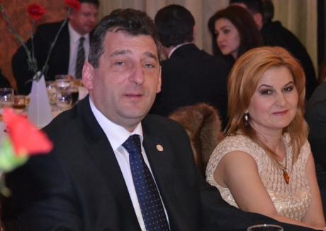 Acasă de sărbători: Procurorii DNA Oradea l-au lăsat pe Adrian Domocoş, primarul suspendat al Beiuşului, în arest la domiciliu