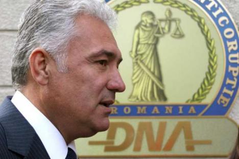 Adriean Videanu a fost arestat preventiv