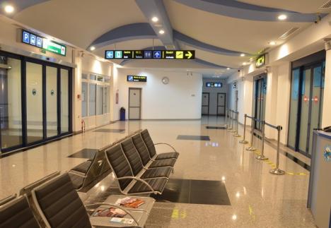 Aeroport cu efort: Reprezentanţii Aeroportului Oradea comunică pe stilul old-school