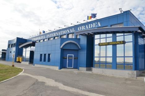 Compania Tarom şi Aeroportul din Oradea anunţă cu bâlbe reluarea curselor interne regulate de la 12 noiembrie