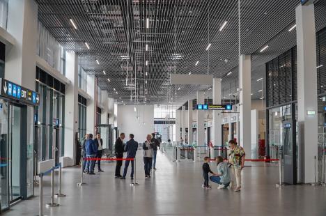 Aeroportul Oradea a fost redeschis cu o nouă aerogară. Vezi cum arată! (FOTO/VIDEO)