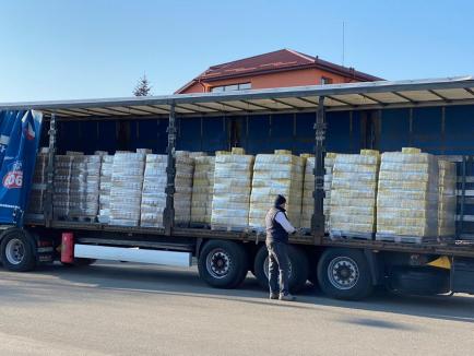 Donaţie de 10 tone de făină pentru săracii Oradiei, făcută cu ocazia Sărbătorilor de Paşti (FOTO)