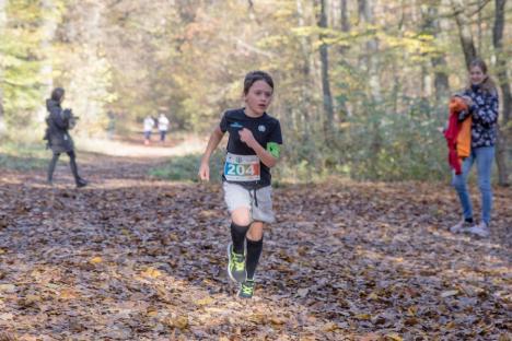 Peste 100 de concurenţi au alergat în Pădurea Băile Felix „pe urmele campionilor” (FOTO)