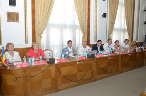 Unanimitate absolută: PSD Oradea i-a ales ca şefi pe Liviu Sabău Popa şi pe Claudia Timofte (FOTO)