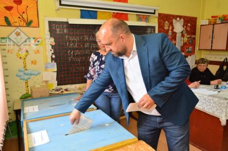 „Pulsul alegerilor” la Diosig: Maghiarii au votat „ce a trebuit”, adică UDMR (FOTO)
