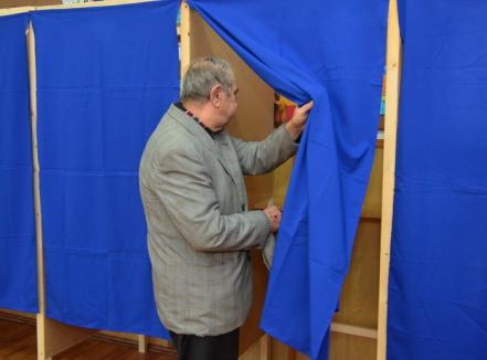 Rezultate finale alegeri prezidenţiale: Klaus Iohannis - 54,43, Victor Ponta 45,56