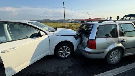 Accident pe DN 1, în Bihor: Șase mașini s-au lovit, șapte oameni au ajuns la spital (FOTO)