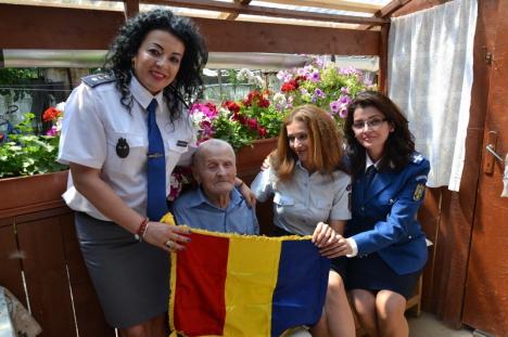 Şase bihoreni născuți deodată cu România dezvăluie secretul unei bătrâneţi frumoase: „Să iubeşti pe toată lumea” (FOTO/VIDEO)