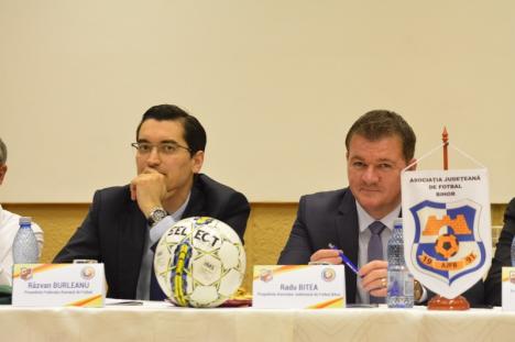 Premieră: Adunarea Generală a AJF Bihor l-a avut invitat special pe președintele Federației Române de Fotbal (FOTO)