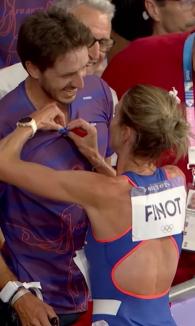 Romantism la Olimpiadă: Atleta franceză Alice Finot și-a cerut iubitul în căsătorie după cursa de 3.000 de metri obstacole (VIDEO)