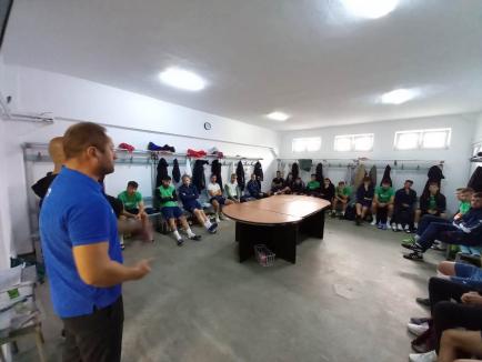Medicul echipei de baschet le-a vorbit fotbaliștilor de la CAO despre nutriție (FOTO)