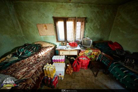 Cadouri de la aventurieri: Zeci de copii și persoane nevoiașe din cătune izolate din Bihor au primit cadouri de la West Alpine Off Road (FOTO)