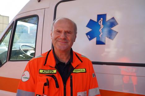 Ambulanţa ucrainenilor: Crucea Roşie îi va duce la medic pe refugiaţii din Bihor, cu o autospecială venită din Italia (FOTO/VIDEO)
