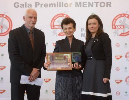 Excelenţă în educaţie: Profesoara Aniţa Luncan, de la Gojdu, premiată la Gala Mentor (VIDEO)
