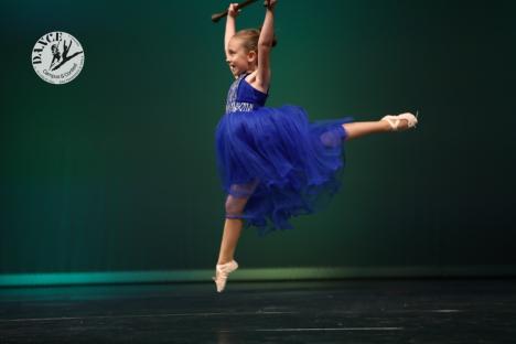 Şase balerine din Oradea, premiate la un concurs de dans din Bucureşti (FOTO)